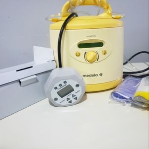 Medela & Freemie pump